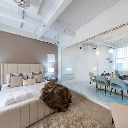 Luxury, Open Plan Apartment