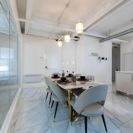 Luxury, Open Plan * Bradford (West Yorkshire)